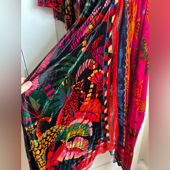 FARM RIO (NWT) Flower Scarves Maxi Dress (M) - Picture 14 of 15